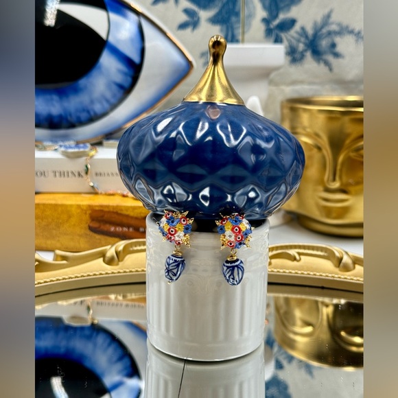 🆕 LES NEREIDES 🧿 NIB Flower Bouquet And Ceramic Bead Earrings - Picture 9 of 13